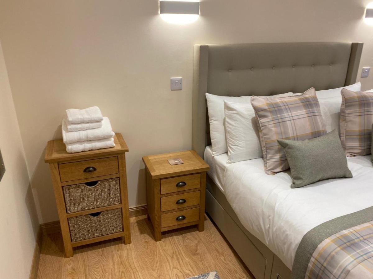 Waverley Inn Holiday Apartments Инвернес Екстериор снимка