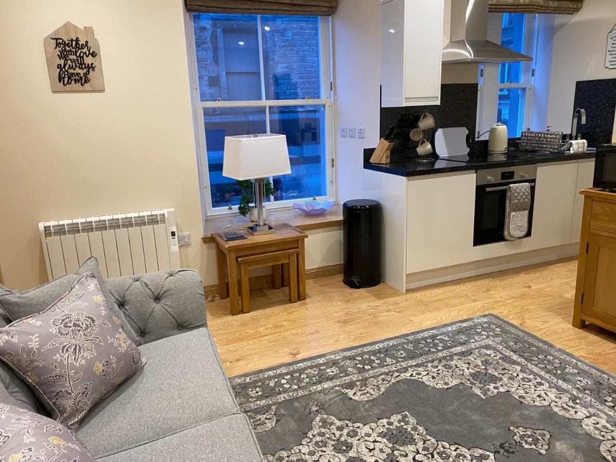 Waverley Inn Holiday Apartments Инвернес Екстериор снимка