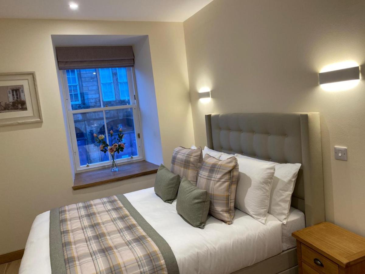 Waverley Inn Holiday Apartments Инвернес Екстериор снимка