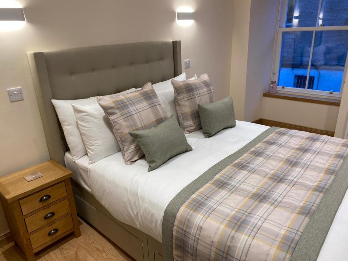 Waverley Inn Holiday Apartments Инвернес Екстериор снимка