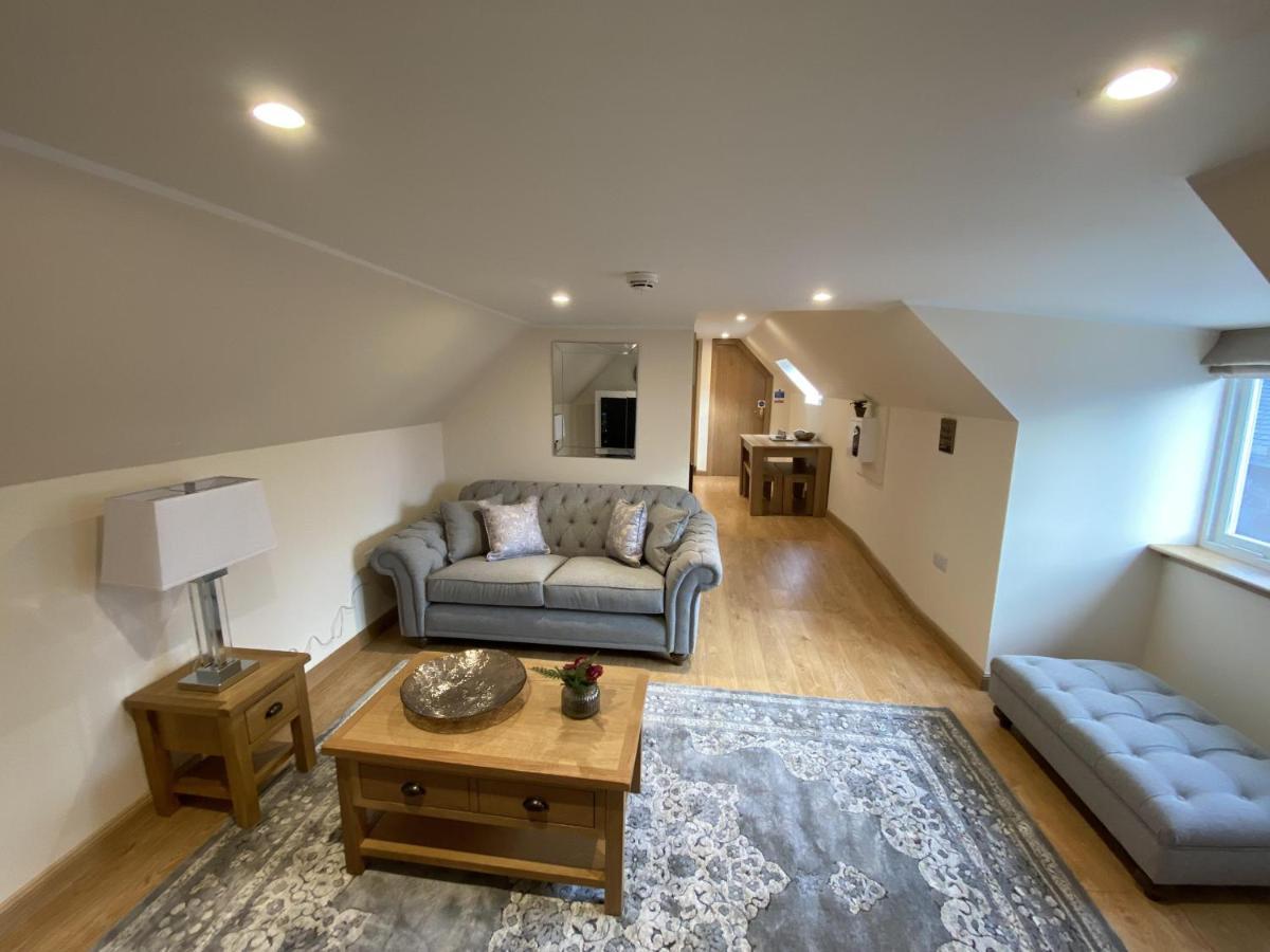 Waverley Inn Holiday Apartments Инвернес Екстериор снимка