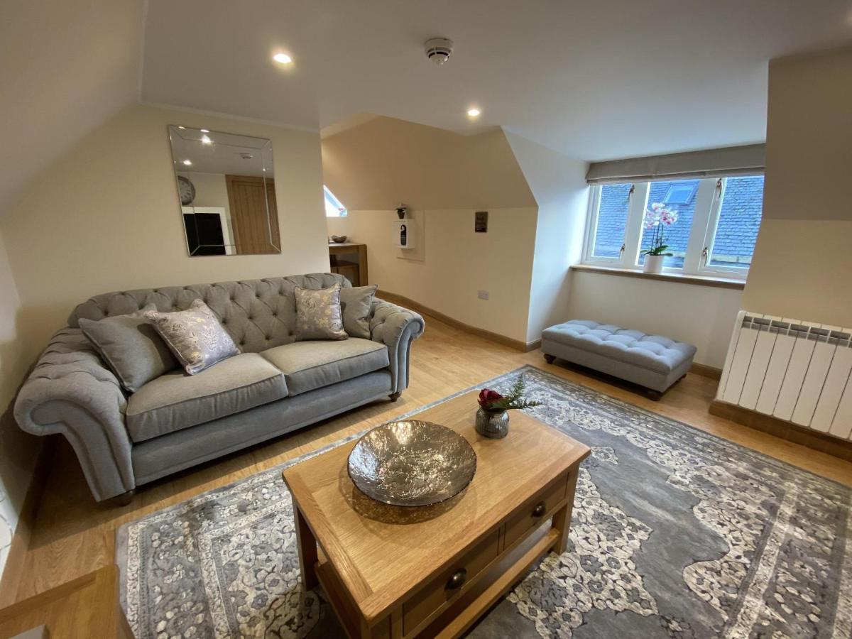 Waverley Inn Holiday Apartments Инвернес Екстериор снимка