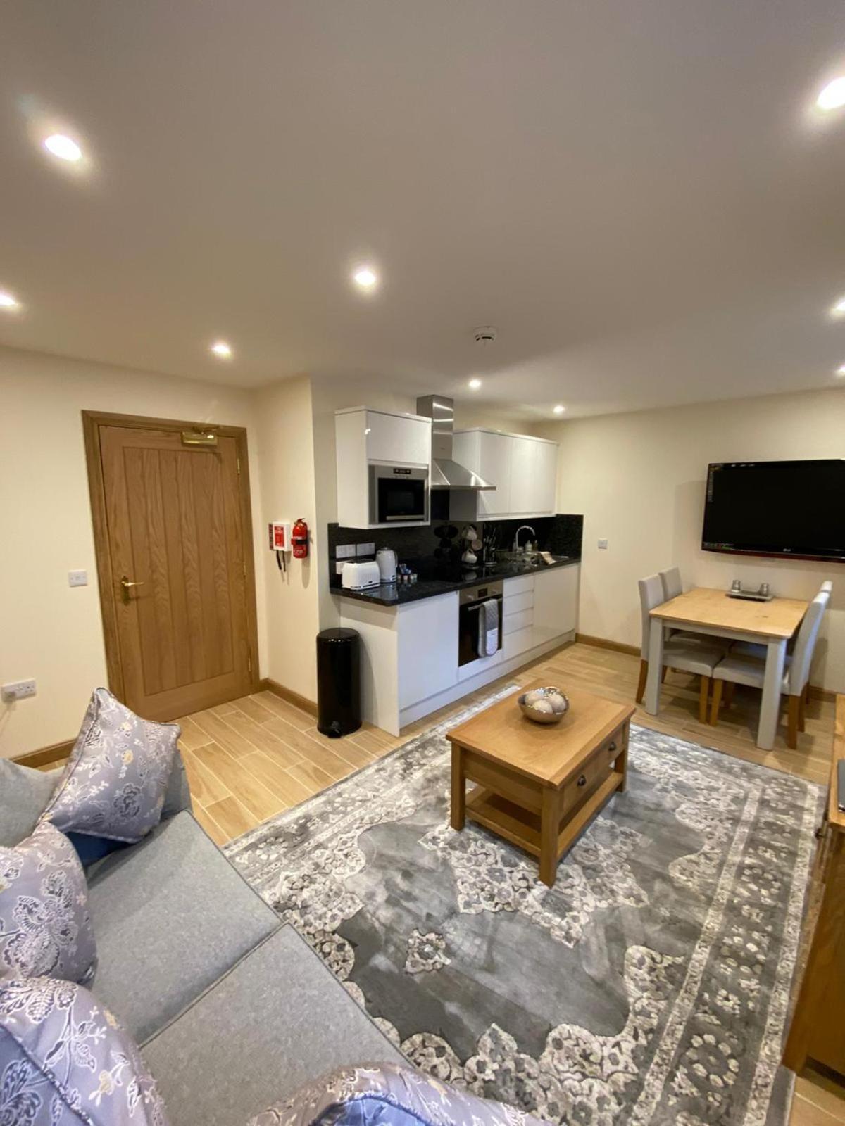 Waverley Inn Holiday Apartments Инвернес Стая снимка