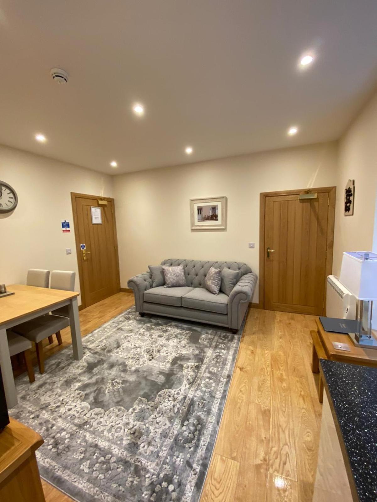 Waverley Inn Holiday Apartments Инвернес Стая снимка
