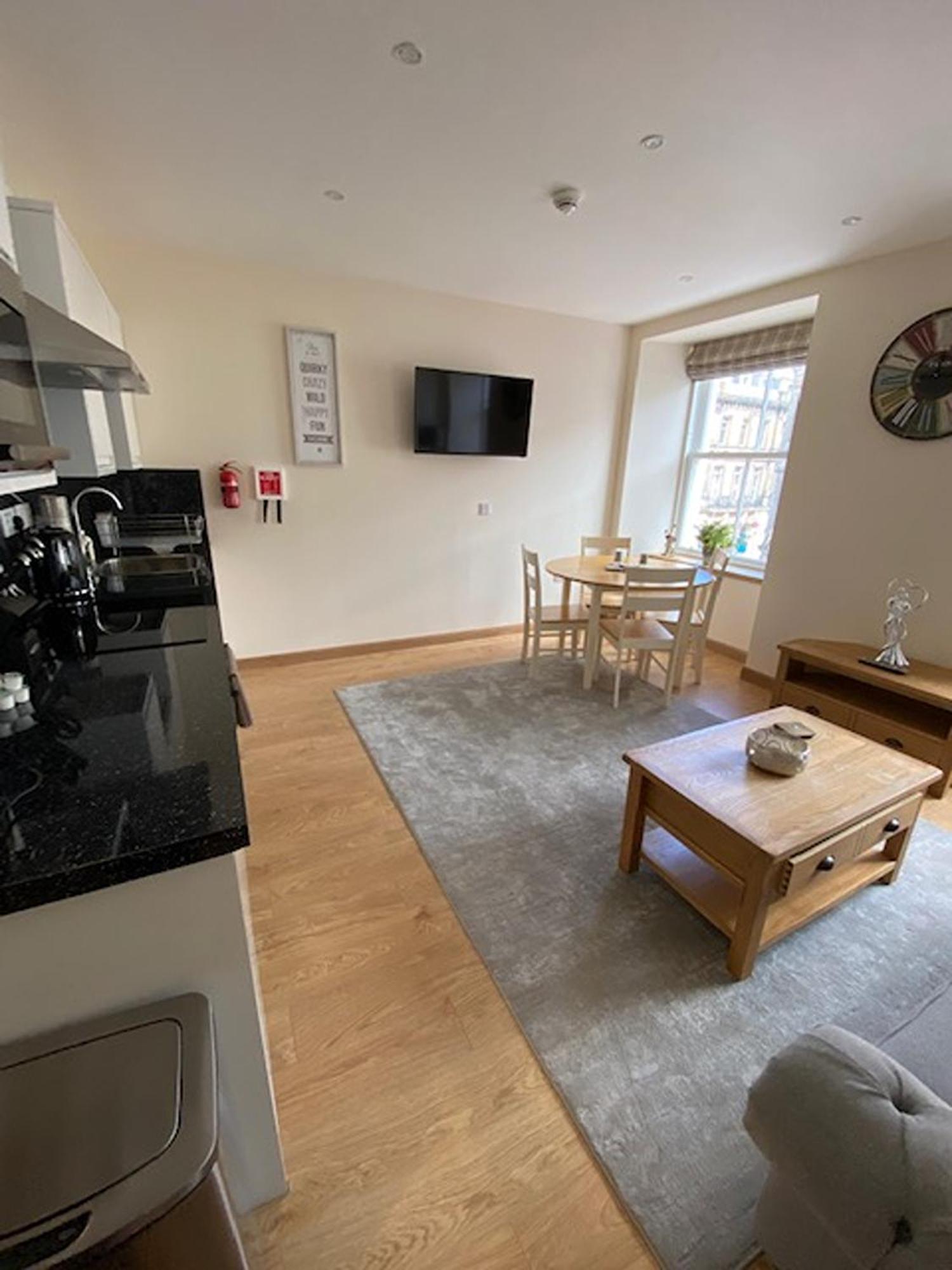 Waverley Inn Holiday Apartments Инвернес Стая снимка